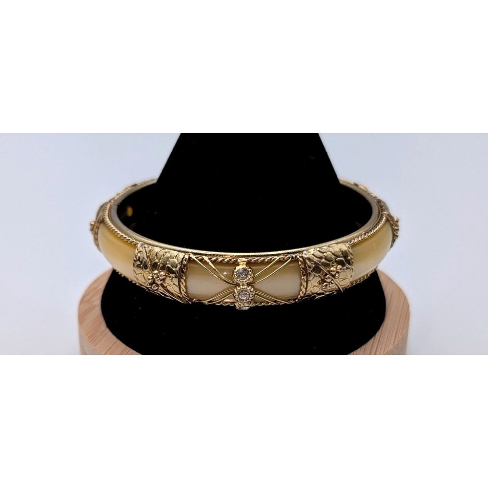 Vintage Gold Tone Cream Cabochon Rhinestone Hinged Bangle Bracelet Ornate Floral